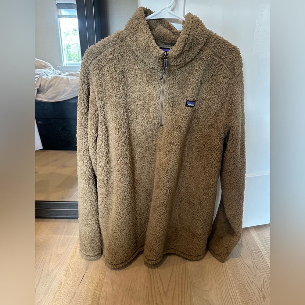Patagonia Tan Zip-Up Fleece Sweater - Size XL
